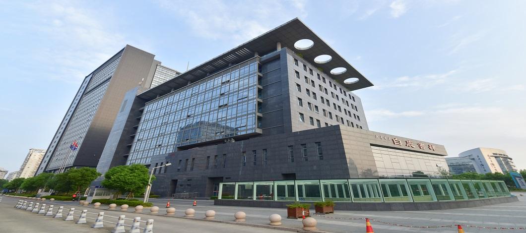 公司承建的浙江溫州電信大樓工程榮獲兩項(xiàng)（土建、安裝）中國(guó)建設(shè)工程魯班獎(jiǎng)